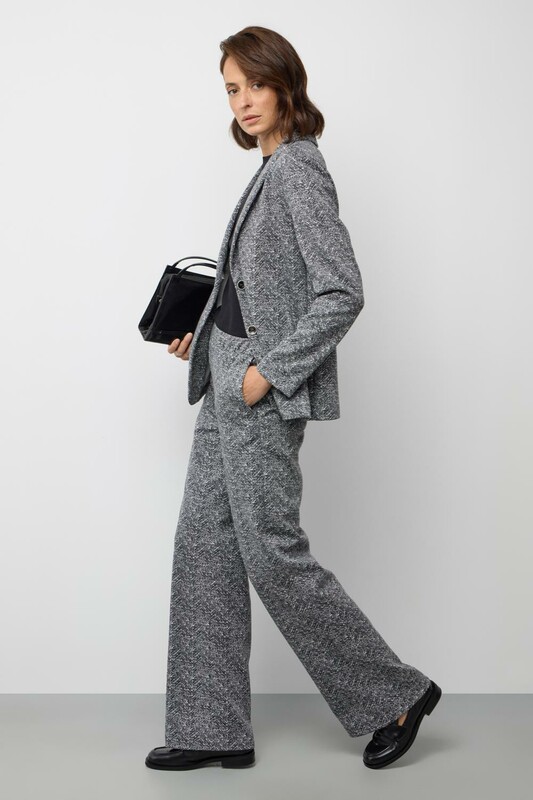 ����� ���